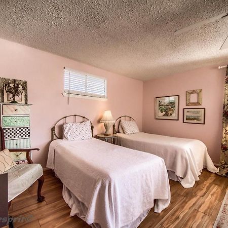 Apartmán Binky'S Nest Fredericksburg Exteriér fotografie